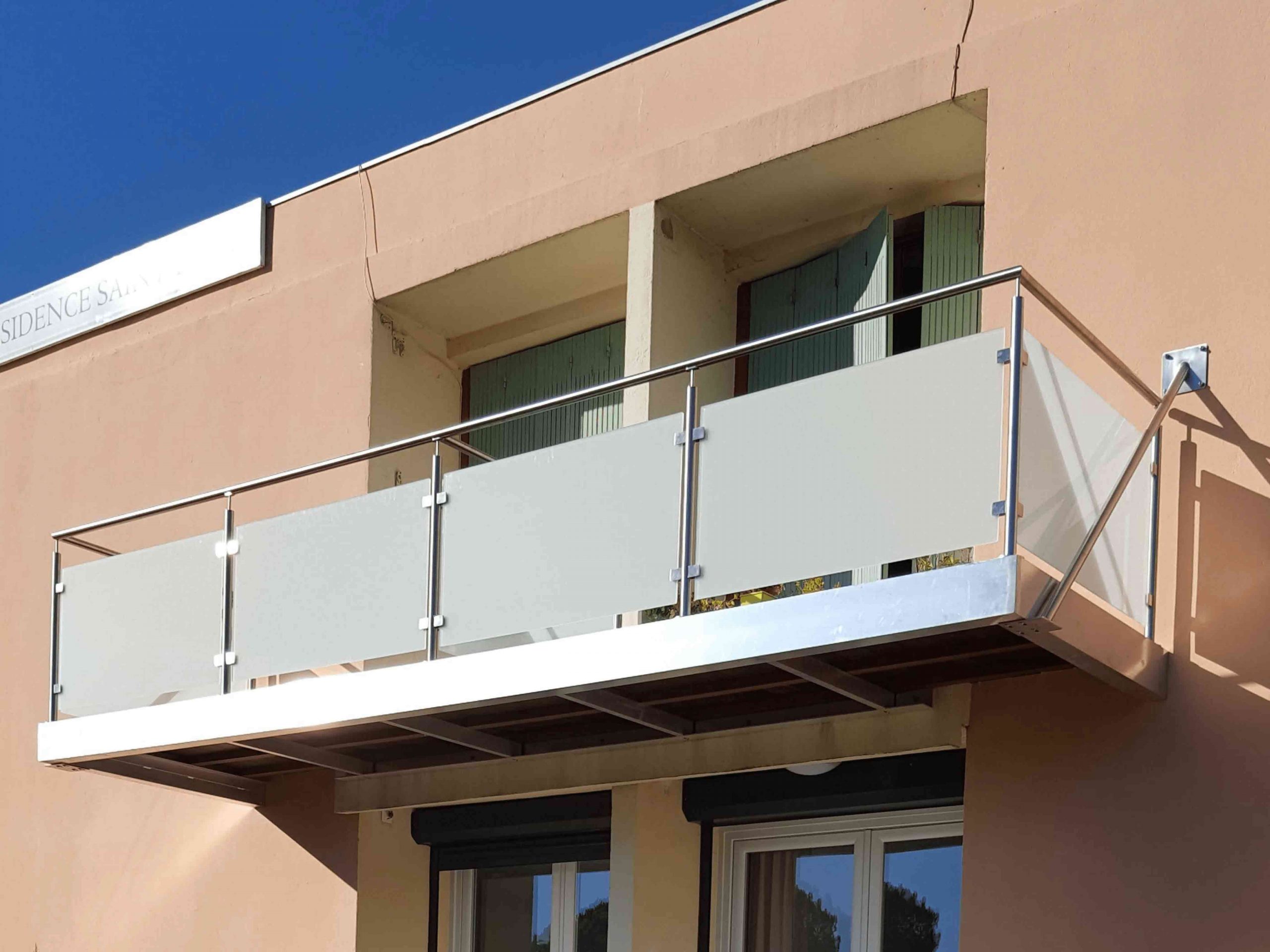balcon-suspendu-sgconcept